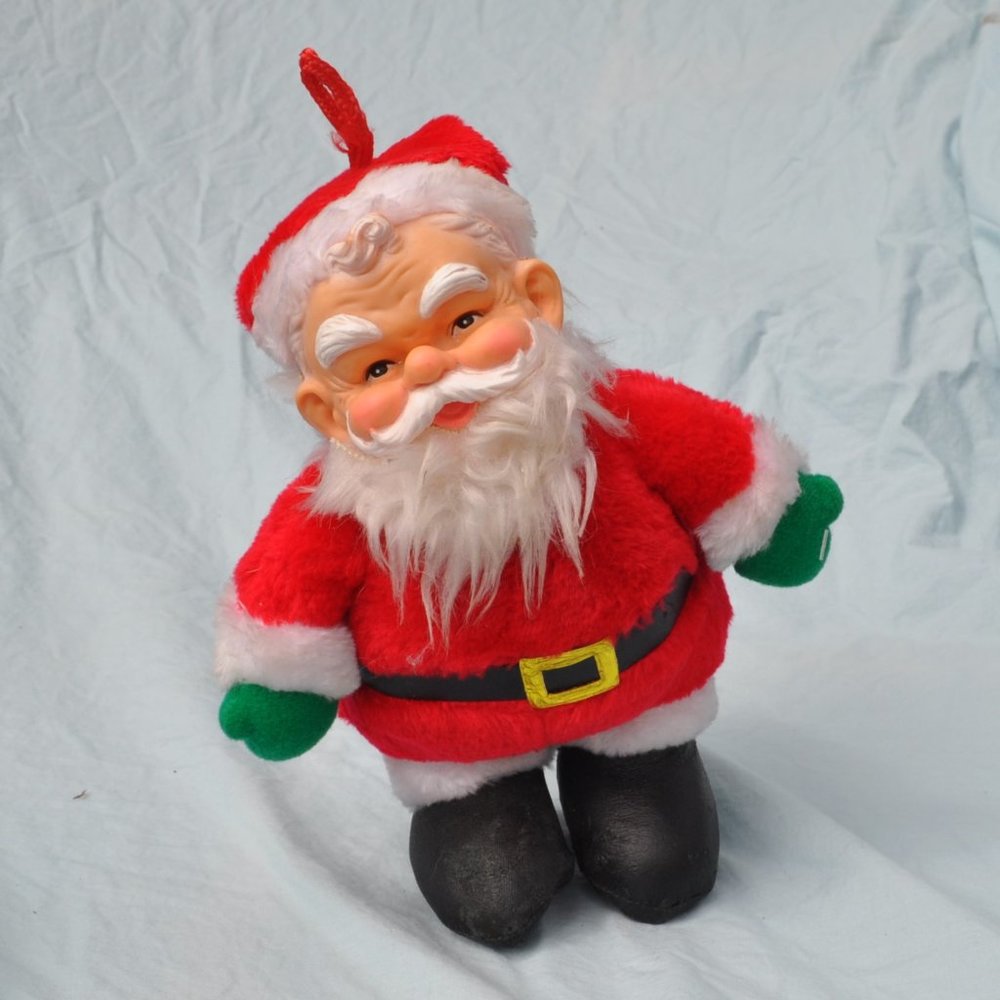 3 for $55 - plush vintage 1983 fun farm Dakin plastic face santa (T141)